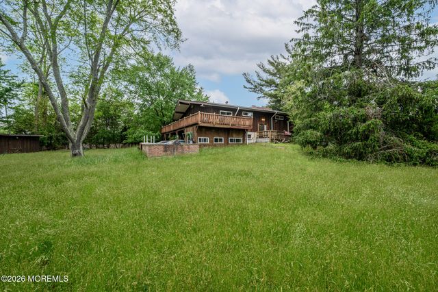 2 New Friendship Road, Howell, NJ 07731