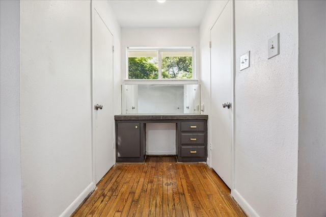 5419 Beechnut Street, Houston, TX 77096