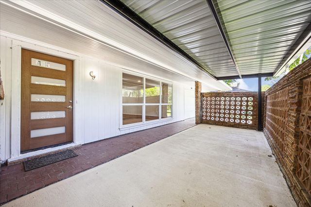 5419 Beechnut Street, Houston, TX 77096