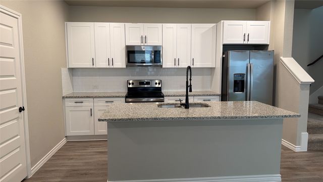 813 Vine Street 122, Argyle, TX 76226