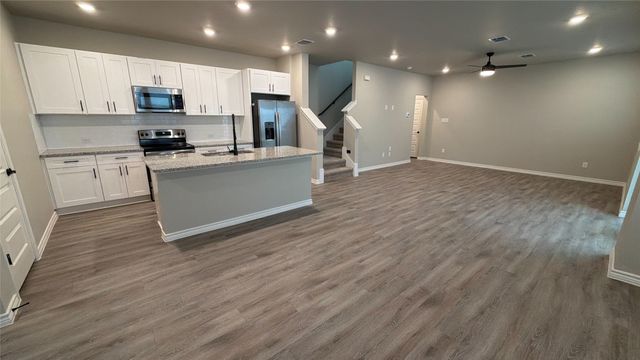 813 Vine Street 122, Argyle, TX 76226