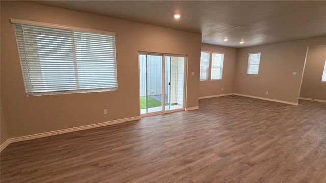 813 Vine Street 122, Argyle, TX 76226