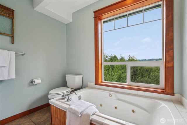 14900 NE Critter Hill Drive, Amboy, WA 98601