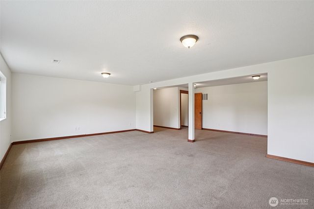 14900 NE Critter Hill Drive, Amboy, WA 98601