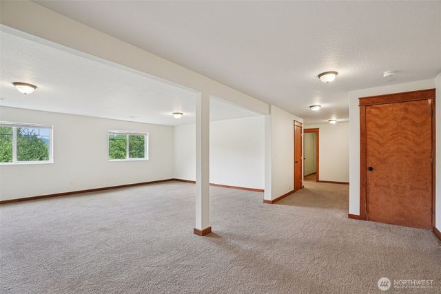 14900 NE Critter Hill Drive, Amboy, WA 98601