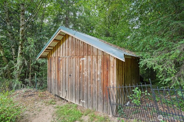 14900 NE Critter Hill Drive, Amboy, WA 98601