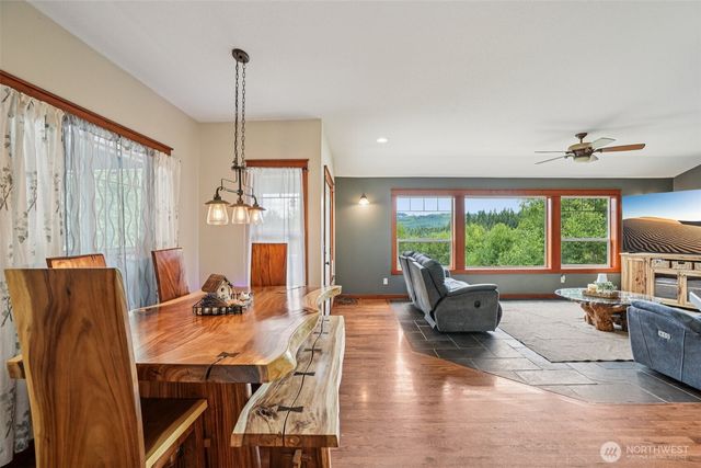 14900 NE Critter Hill Drive, Amboy, WA 98601