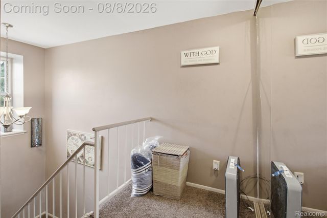 20350 Weybridge Street, Clinton Charter Township, MI 48036