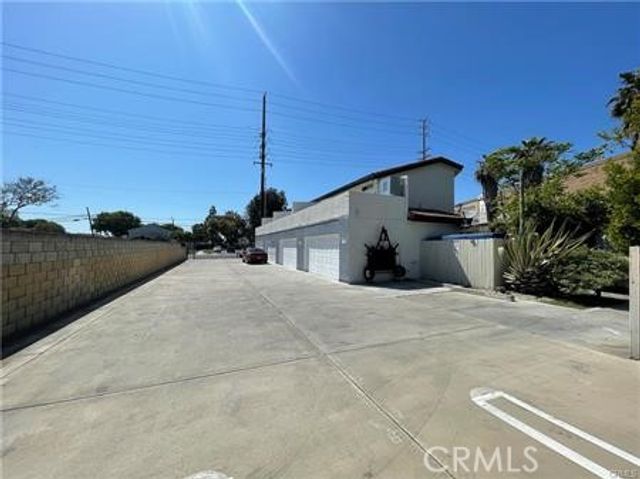 13252 Newland Street, Garden Grove, CA 92844