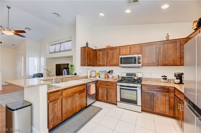 138 Cooks Creek Court, Las Vegas, NV 89148