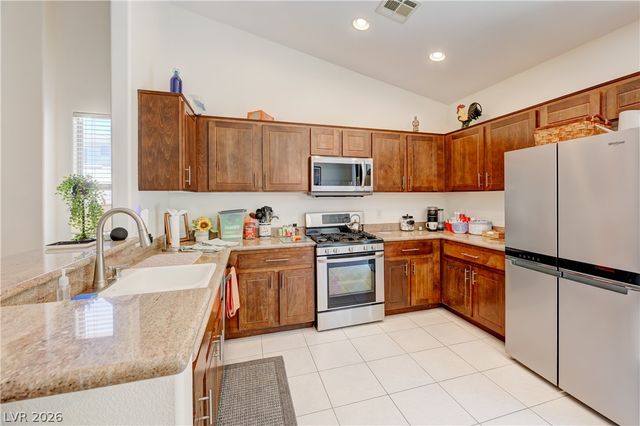 138 Cooks Creek Court, Las Vegas, NV 89148