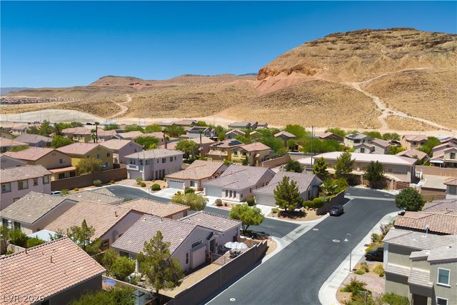 138 Cooks Creek Court, Las Vegas, NV 89148