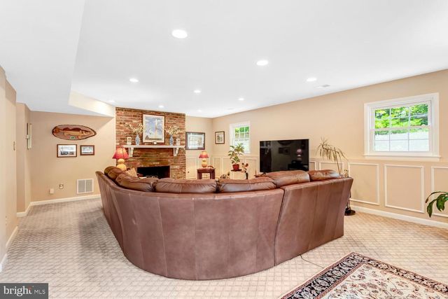 4401 DOLPHIN LN, Alexandria, VA 22309
