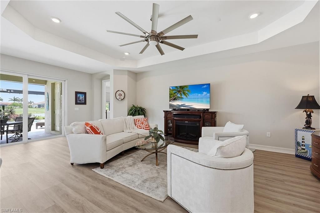 18699 Ensenada DR, NAPLES, FL 34114 — photo 4