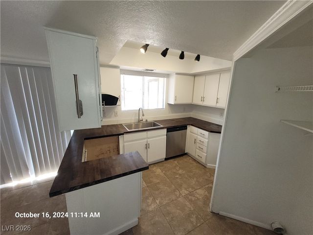 1907 Natalee Drive, Henderson, NV 89011