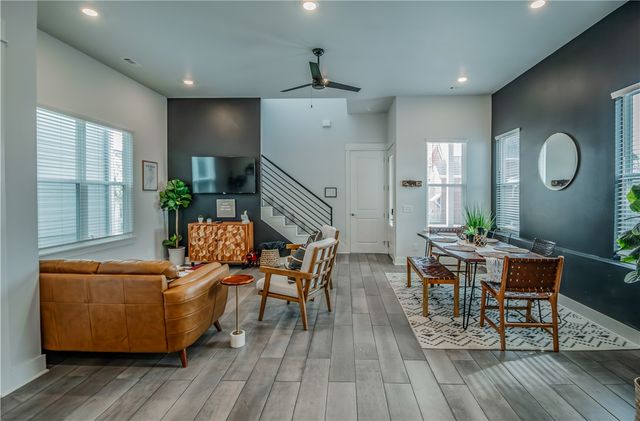 134 E South Street, Fayetteville, AR 72701