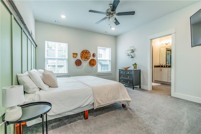 134 E South Street, Fayetteville, AR 72701