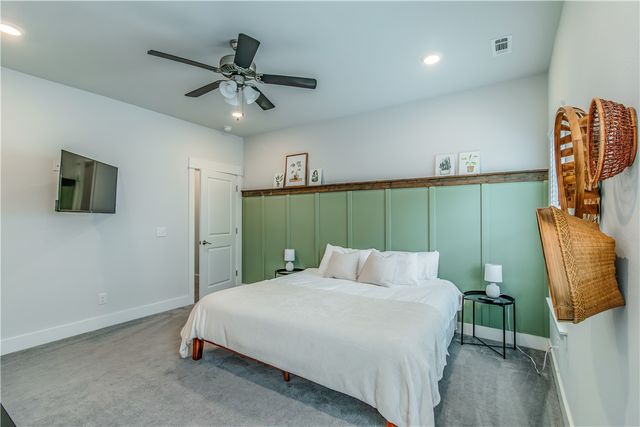 134 E South Street, Fayetteville, AR 72701