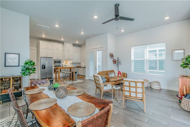 134 E South Street, Fayetteville, AR 72701