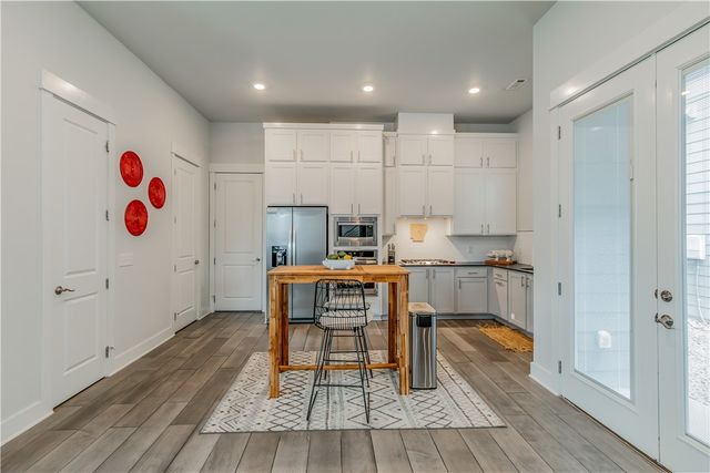 134 E South Street, Fayetteville, AR 72701