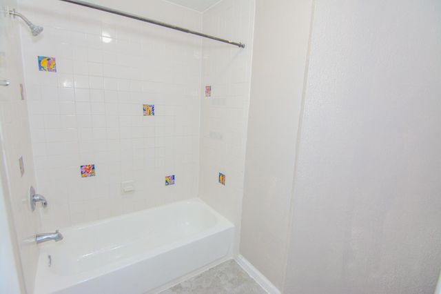 16746 Selder Drive, Friendswood, TX 77546