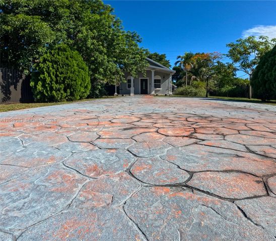 2218 Harding St, Hollywood, FL 33020