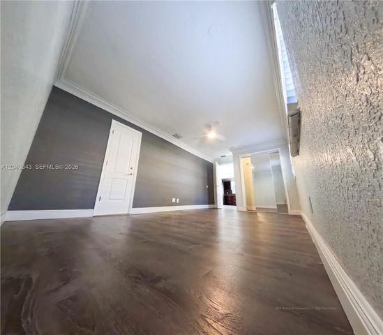 2218 Harding St, Hollywood, FL 33020