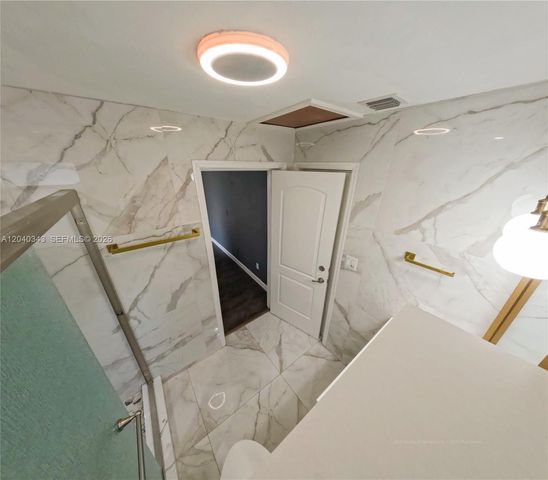 2218 Harding St, Hollywood, FL 33020