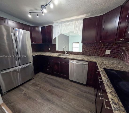 2218 Harding St, Hollywood, FL 33020