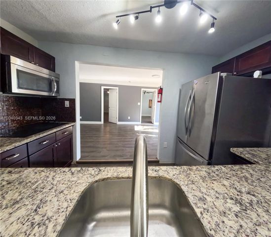 2218 Harding St, Hollywood, FL 33020