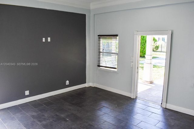 2218 Harding St, Hollywood, FL 33020