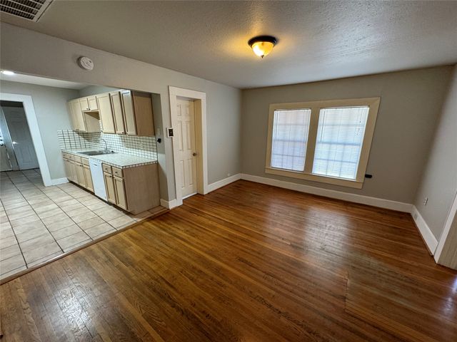 5321 Reiger Avenue 4, Dallas, TX 75214