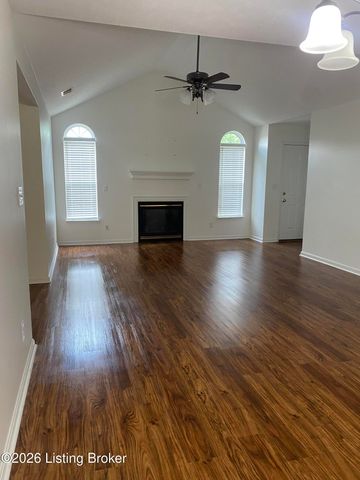 11305 Ridge Lake Dr, Louisville, KY 40272