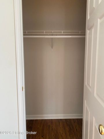 11305 Ridge Lake Dr, Louisville, KY 40272