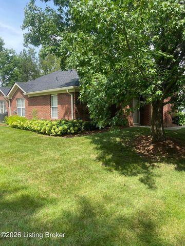 11305 Ridge Lake Dr, Louisville, KY 40272