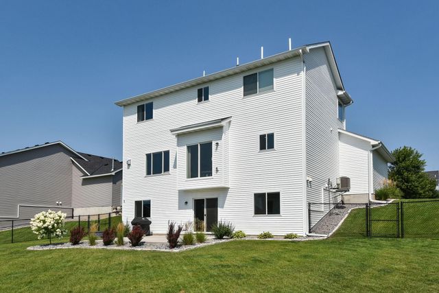 11597 8th Street NE, Hanover, MN 55341