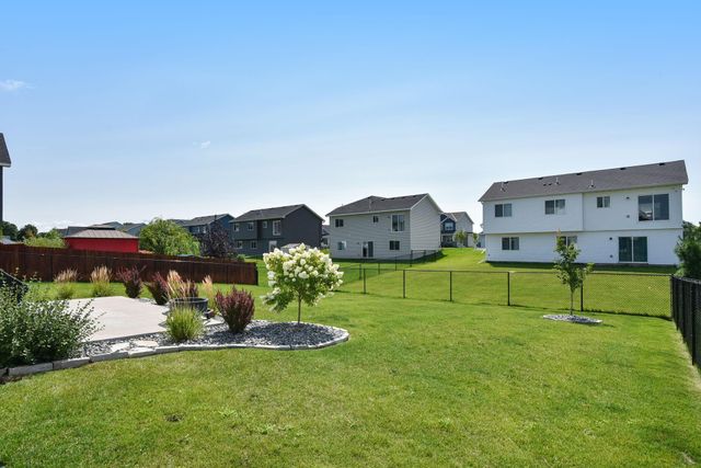 11597 8th Street NE, Hanover, MN 55341