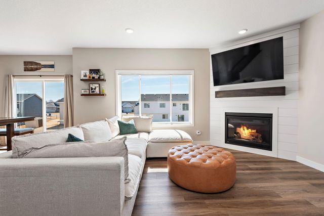 11597 8th Street NE, Hanover, MN 55341