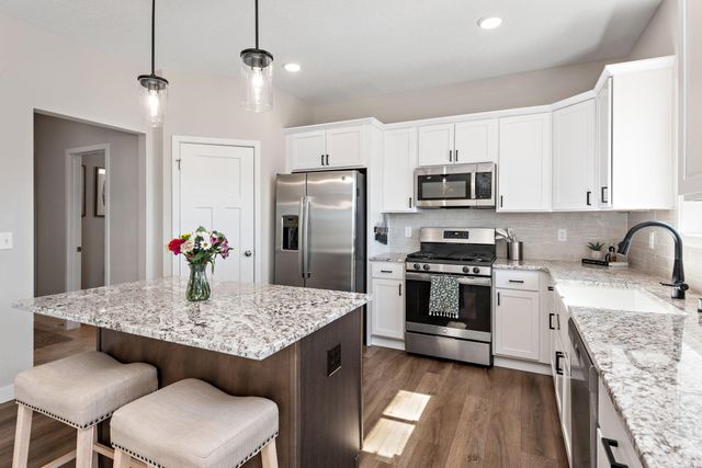 11597 8th Street NE, Hanover, MN 55341