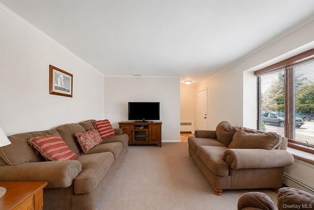 398 Clocks Boulevard, Massapequa, NY 11758