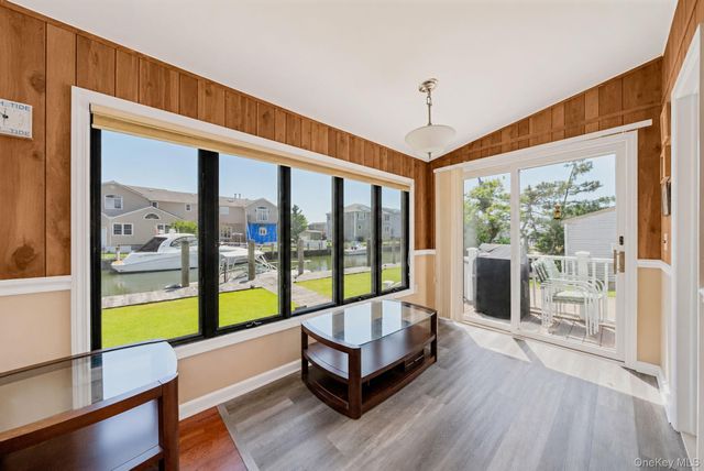 398 Clocks Boulevard, Massapequa, NY 11758