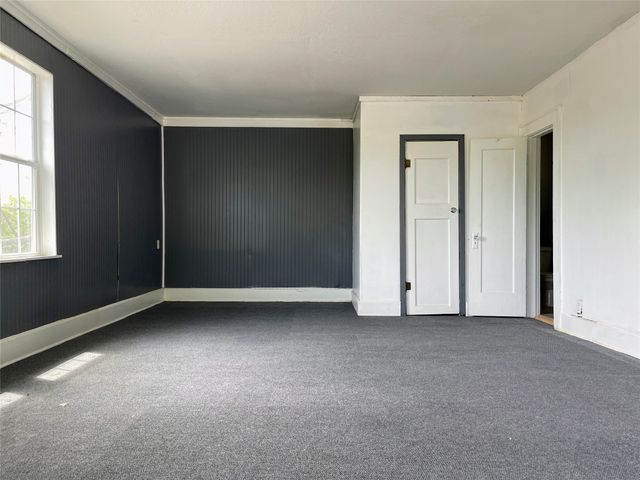 613 NW 5th Street, Mineral Wells, TX 76067