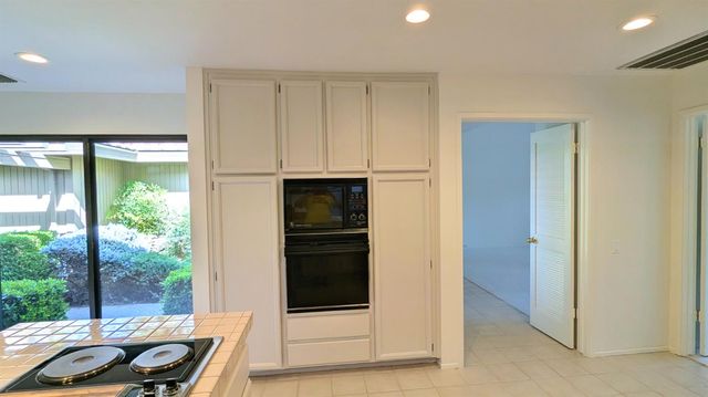 11476 Hesperian Circle, Gold River, CA 95670