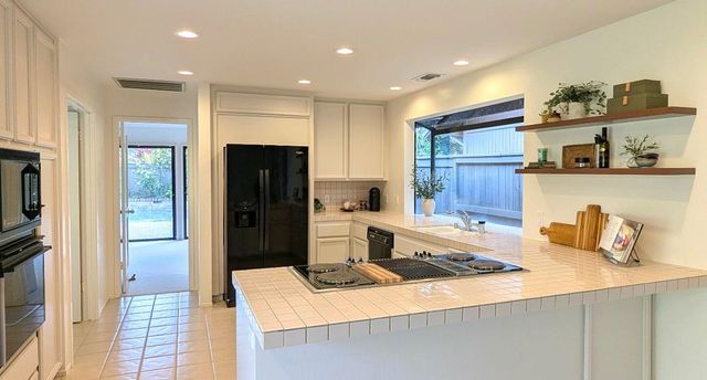 11476 Hesperian Circle, Gold River, CA 95670