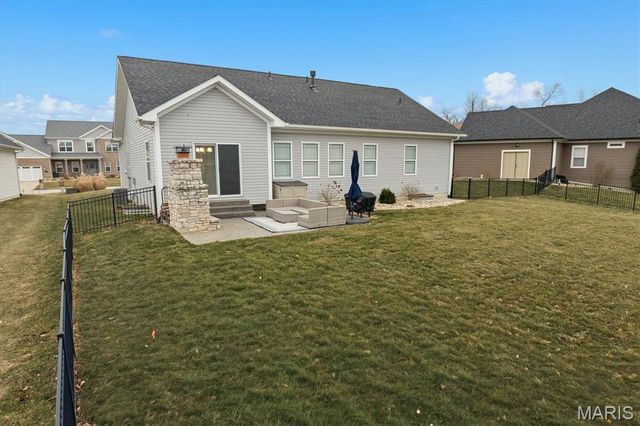 1109 Macintosh Court, O'fallon, IL 62269