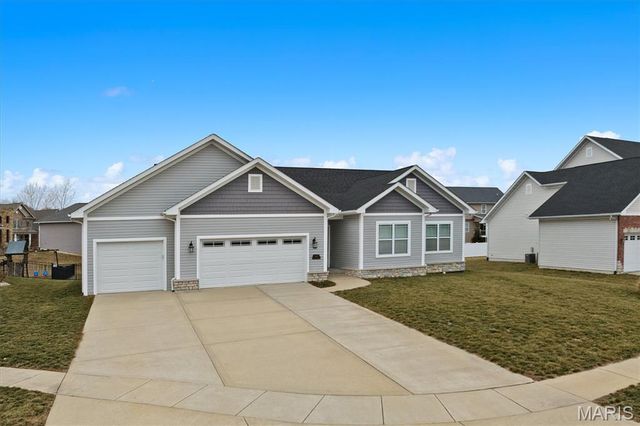 1109 Macintosh Court, O'fallon, IL 62269