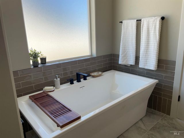 640 Full Moon Way, Twin Falls, ID 83301