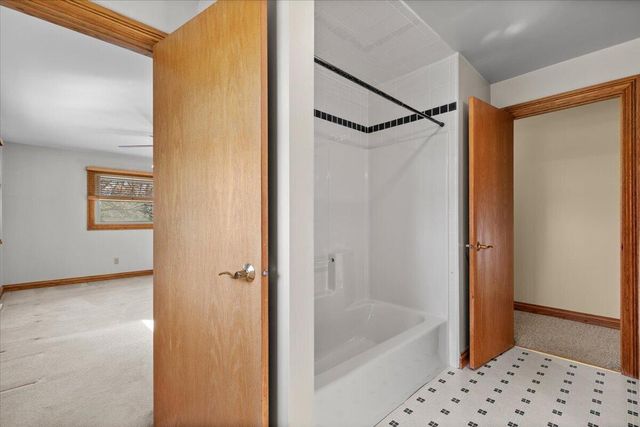 N95W25693 County Road Q, Colgate, WI 53017