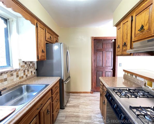 2752 S 116th East Avenue, Tulsa, OK 74129