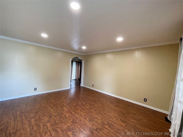2752 S 116th East Avenue, Tulsa, OK 74129
